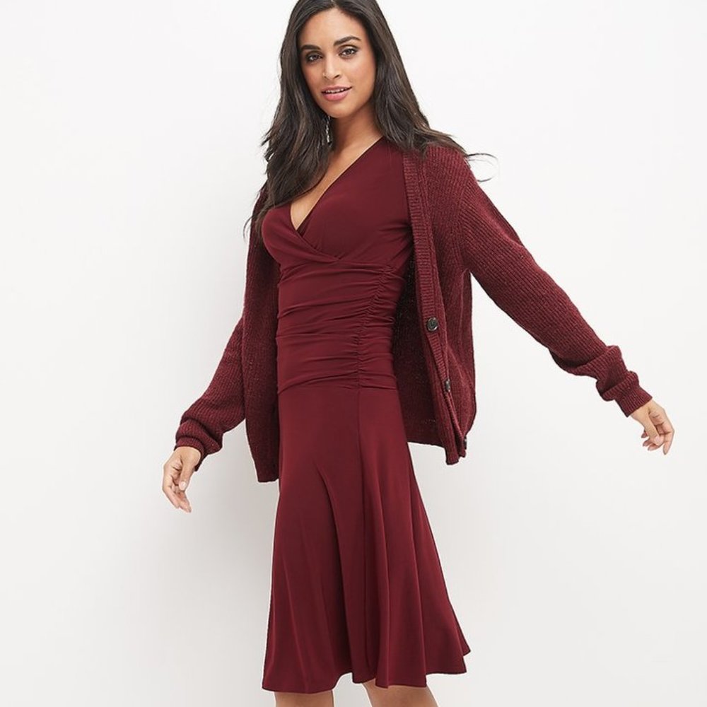 Form-fitting 3/4 Sleeve Dress with Tummy Control